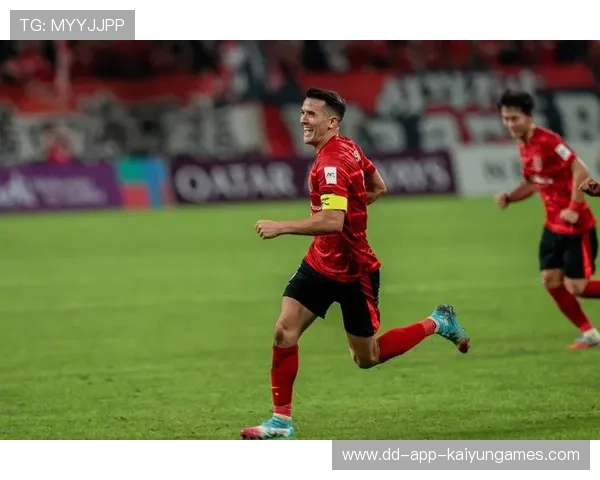 成都蓉城亚冠首轮争胜要点：中前场连携为关键