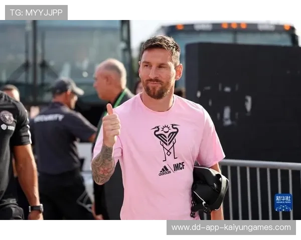 梅西抢前点射门，迈阿密国际门将扑救无奈，梅西mace